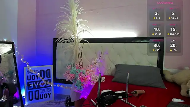 Siena fox online show from March 2026 07:19:01 PM