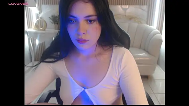 caroline 1s online show from March 2026 03:23:01 AM