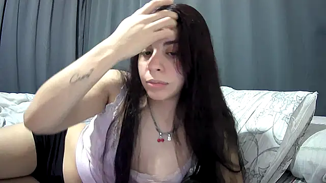 Snapshot of violetazein7 chatting on May 2026 12:18:01 AM violetazein7 online show from May 2026 12:18:01 AM