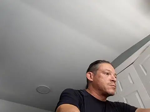 ShadowLove85 online show from June 2026 04:41:01 PM