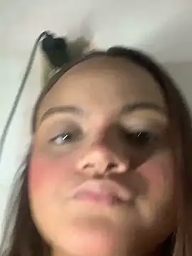 ayla0881 online show from April 2026 09:53:02 PM