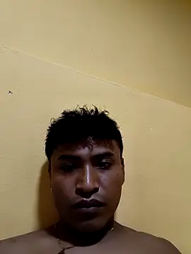 Emadridr online show from April 2026 06:27:02 PM