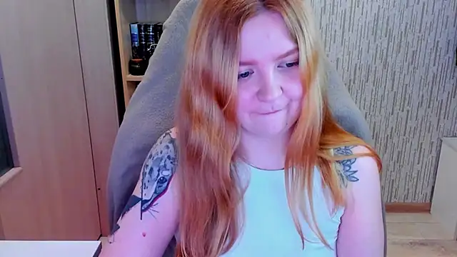 AnitaXVine online show from April 2026 06:38:01 PM