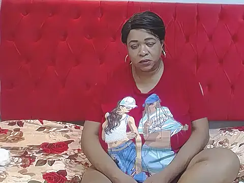 BustyQueenXXL online show from February 2026 09:04:01 PM