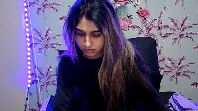 Snapshot of Amber_Rose06 chatting on June 2026 04:37:01 AM Amber Rose06 online show from June 2026 04:37:01 AM