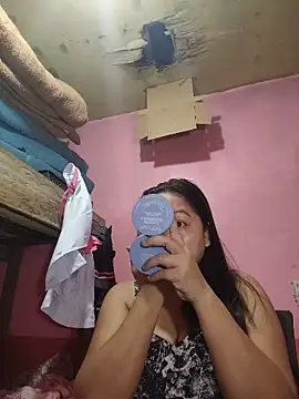 sweety pie18 online show from April 2026 11:57:02 PM