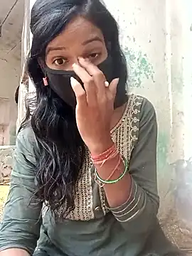 Snapshot of Desi_Couple_P chatting on April 2026 12:50:01 AM Desi Couple P online show from April 2026 12:50:01 AM