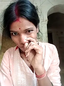 Snapshot of Desi_Couple_P chatting on May 2026 12:38:01 AM Desi Couple P online show from May 2026 12:38:01 AM