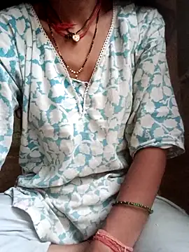Snapshot of Desi_Couple_P chatting on May 2026 12:19:02 AM Desi Couple P online show from May 2026 12:19:02 AM