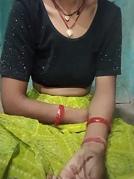 Snapshot of Desi_Couple_P chatting on May 2026 11:39:01 PM Desi Couple P online show from May 2026 11:39:01 PM
