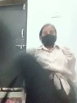 Desi Couple P online show from July 2026 04:13:01 PM