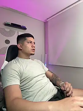  robertobaggioo online show from March 2026 12:22:01 PM