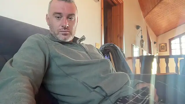 Snapshot of marcovik1 chatting on February 2026 09:39:02 AM marcovik1 online show from February 2026 09:39:02 AM