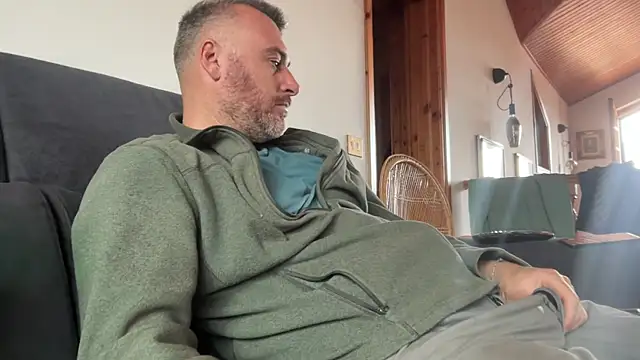 marcovik1 online show from March 2026 11:39:02 AM