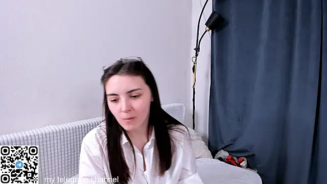 Snapshot of CharlesGruhn chatting on February 2026 07:14:02 PM CharlesGruhn online show from February 2026 07:14:02 PM