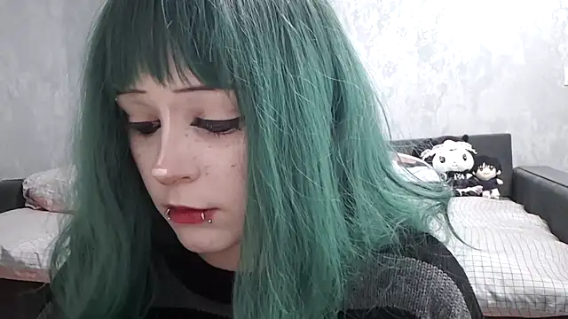 NaomiJess online show from March 2026 11:00:01 PM