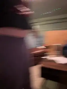 Snapshot of Islebetid2021 chatting on March 2026 09:21:01 PM Islebetid2021 online show from March 2026 09:21:01 PM