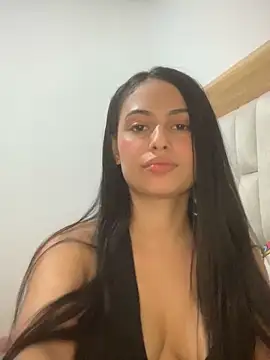 evaRose online show from May 2026 11:24:01 PM