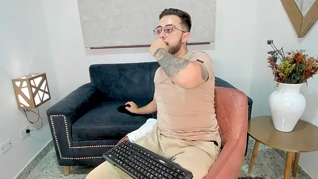 ethan grace online show from February 2026 07:42:02 PM