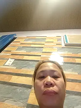 Snapshot of squirtshantal chatting on February 2026 10:19:01 PM squirtshantal online show from February 2026 10:19:01 PM