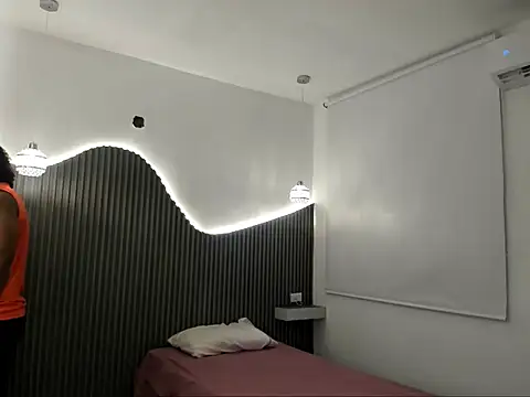 alexj black  online show from April 2026 12:15:01 PM