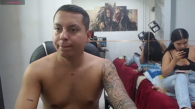 Snapshot of vanessa_f chatting on February 2026 06:52:01 PM vanessa f online show from February 2026 06:52:01 PM