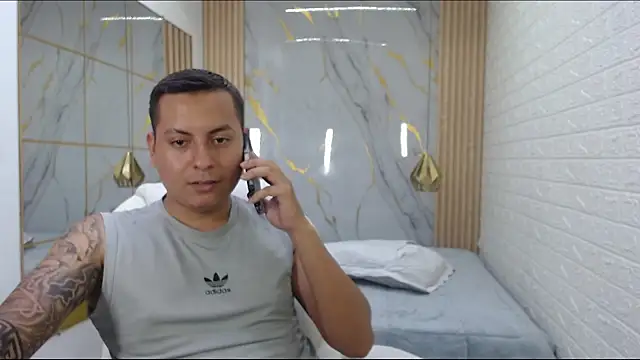 vanessa f online show from July 2026 06:58:02 PM