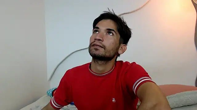 Snapshot of johanoro333 chatting on February 2026 11:01:02 PM johanoro333 online show from February 2026 11:01:02 PM