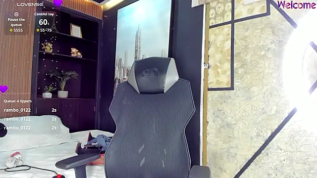 Snapshot of DarkReed chatting on February 2026 06:06:02 PM DarkReed online show from February 2026 06:06:02 PM