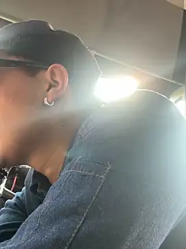 Snapshot of Jhony_rayder chatting on March 2026 01:50:01 PM Jhony rayder online show from March 2026 01:50:01 PM