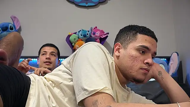 Snapshot of dafe_younguys chatting on February 2026 06:37:01 AM dafe younguys online show from February 2026 06:37:01 AM