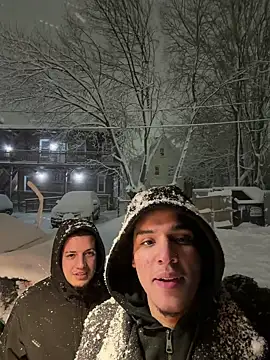 Snapshot of dafe_younguys chatting on February 2026 05:27:02 AM dafe younguys online show from February 2026 05:27:02 AM