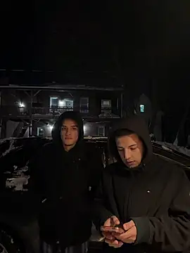 Snapshot of dafe_younguys chatting on February 2026 04:10:02 AM dafe younguys online show from February 2026 04:10:02 AM