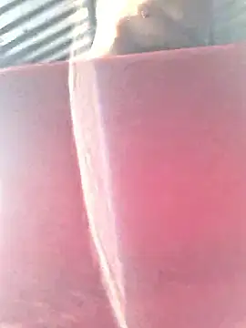 Juli Powl online show from February 2026 12:05:02 PM