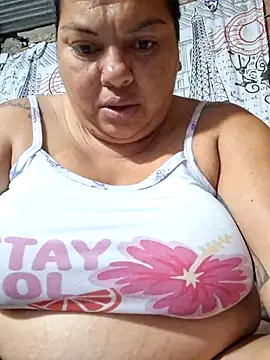 Juli Powl online show from June 2026 11:24:02 PM