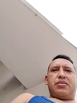 Hachi28 online show from March 2026 09:20:02 PM