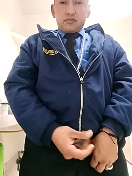 Hachi28 online show from April 2026 11:39:02 PM