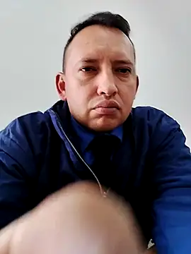 Hachi28 online show from April 2026 01:41:02 PM