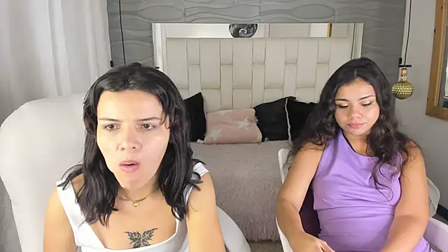 Snapshot of Veyra_sereny chatting on February 2026 11:25:02 PM Veyra sereny online show from February 2026 11:25:02 PM