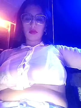 Snapshot of Esperanza__hot chatting on April 2026 05:46:01 AM Esperanza hot online show from April 2026 05:46:01 AM