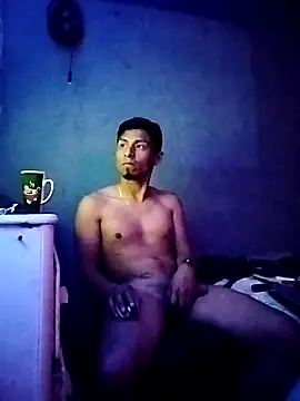 Snapshot of URALZERO420CLOUDS chatting on February 2026 09:07:02 AM URALZERO420CLOUDS online show from February 2026 09:07:02 AM