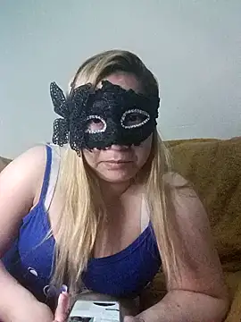 Curiososhorny online show from March 2026 01:48:02 PM