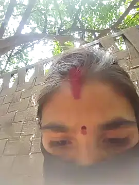 Snapshot of Seenu---Thakur chatting on June 2026 07:25:01 AM Seenu---Thakur online show from June 2026 07:25:01 AM