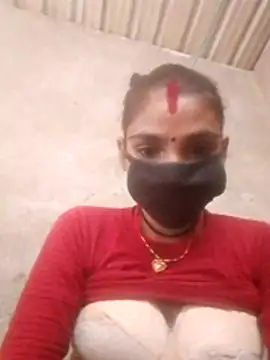 Snapshot of Seenu---Thakur chatting on July 2026 05:34:01 AM Seenu---Thakur online show from July 2026 05:34:01 AM