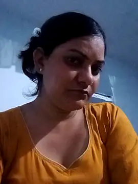 Anushka Singh0 online show from February 2026 04:03:02 PM