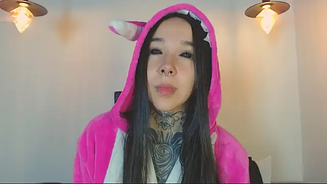 alien eyes09 online show from April 2026 01:28:02 AM