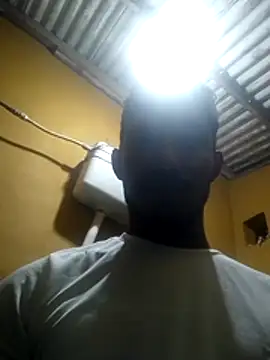 Deniodamasio online show from February 2026 06:10:01 AM