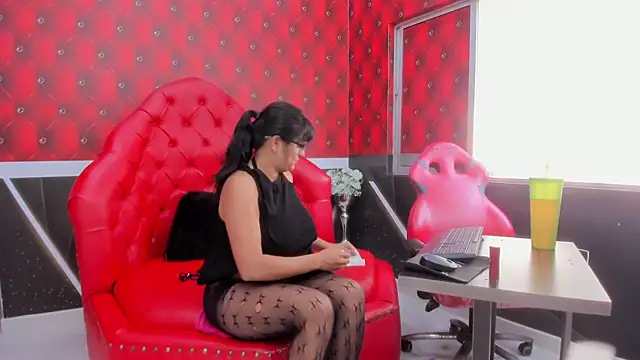 Snapshot of Lawuaifu11 chatting on February 2026 07:46:01 PM Lawuaifu11 online show from February 2026 07:46:01 PM