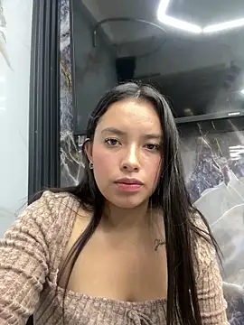 Miss Bella Flame online show from April 2026 07:14:01 PM