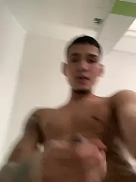 Snapshot of Thiagoo2331 chatting on March 2026 07:25:01 PM Thiagoo2331 online show from March 2026 07:25:01 PM